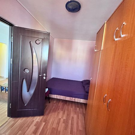 Cozy Apartments Bacau Ngoại thất bức ảnh
