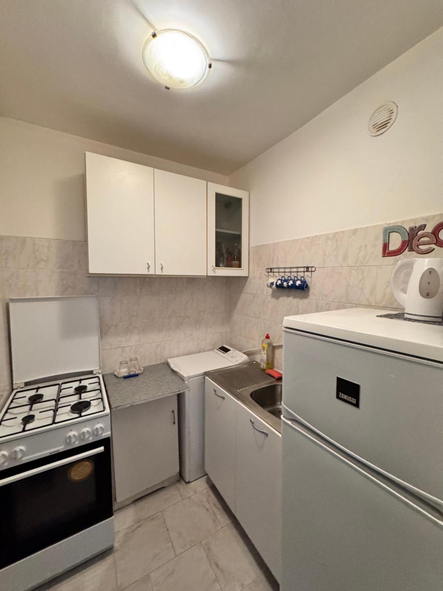 Cozy Apartments Bacau Ngoại thất bức ảnh